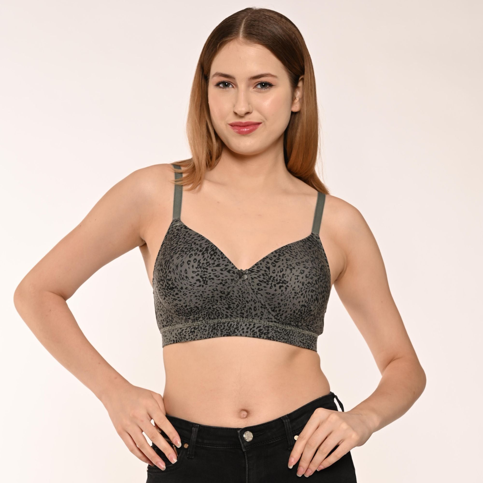 SO T-Shirt Bra Wire-free Seamless Padded Side Stays/Supports Size 38B  208952 