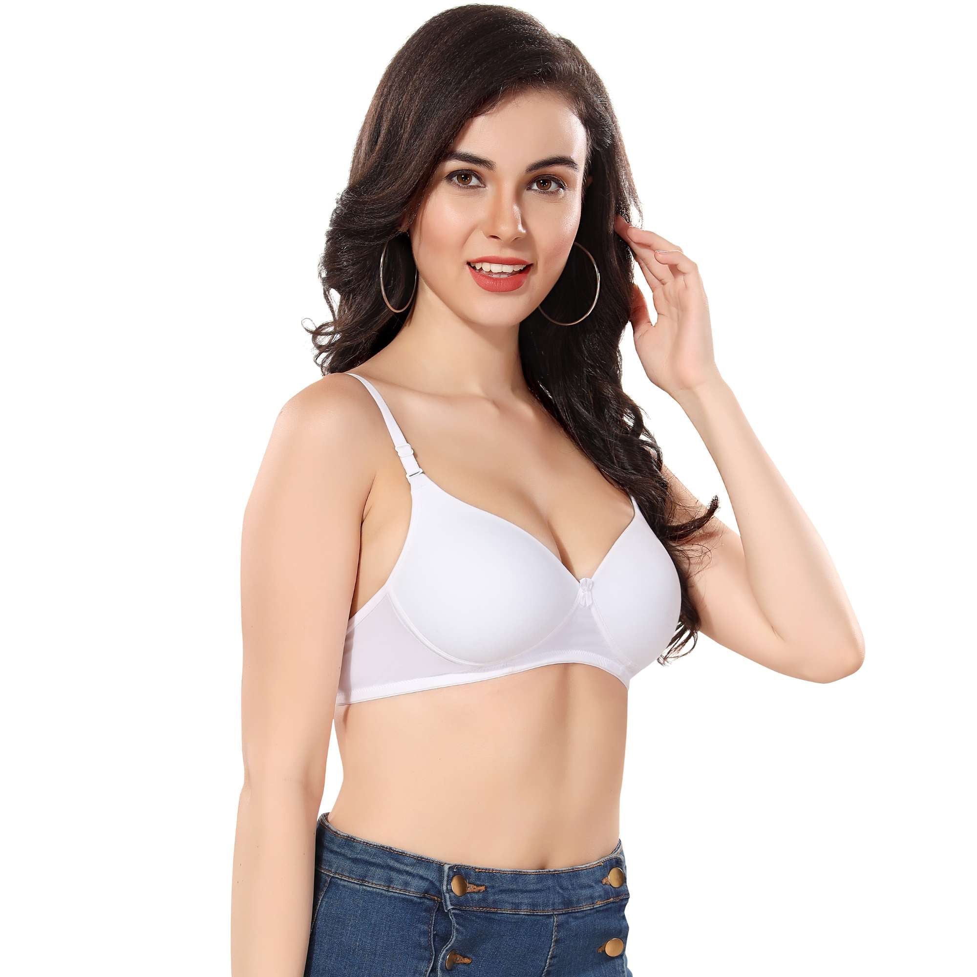 Medium Padded Non Wired Polyamide Bra With Detachable Strap