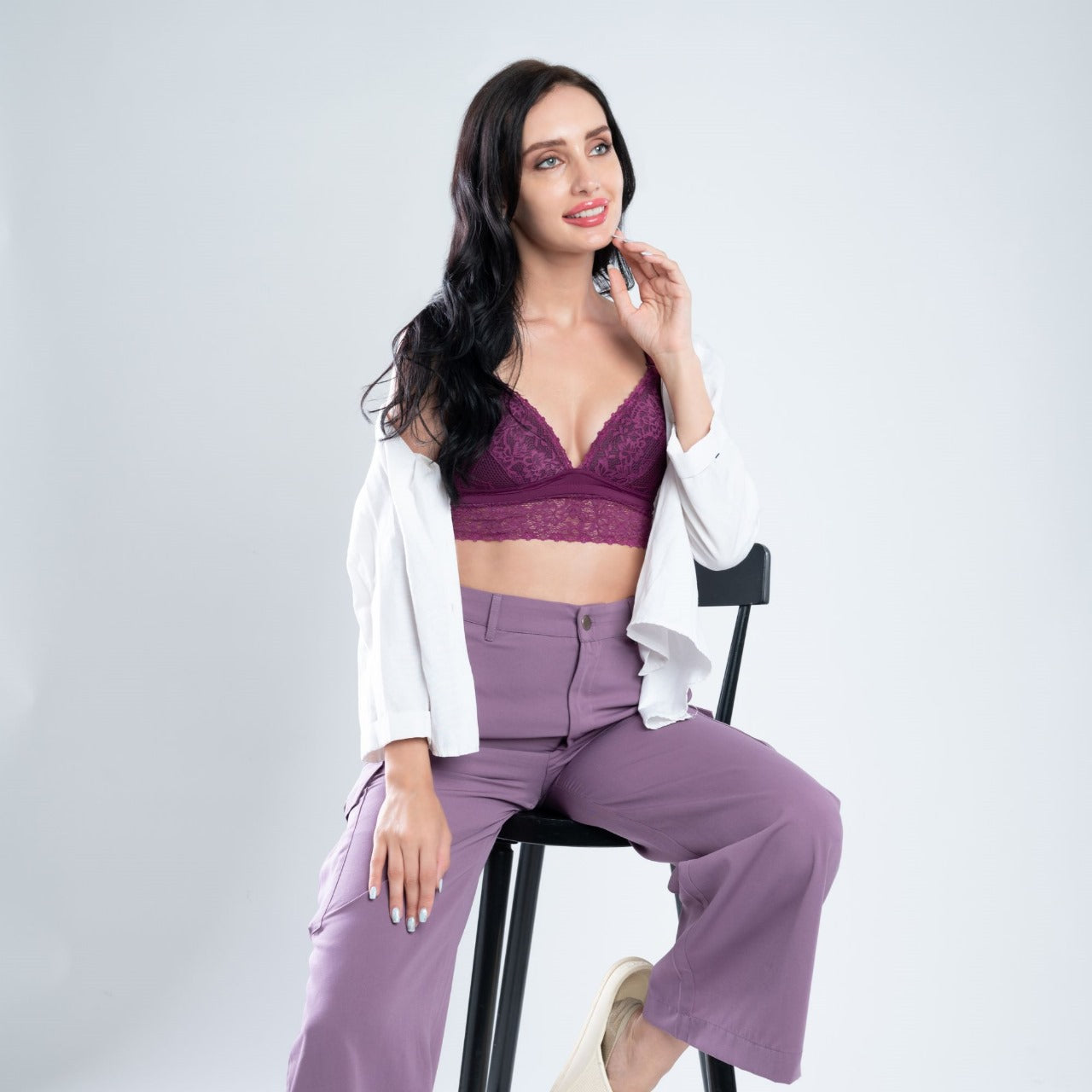 Women's Pure Comfort Wireless Low-Cut Lace Longline Bralette, Lightly Lined Bra, Transparent Strap Extra